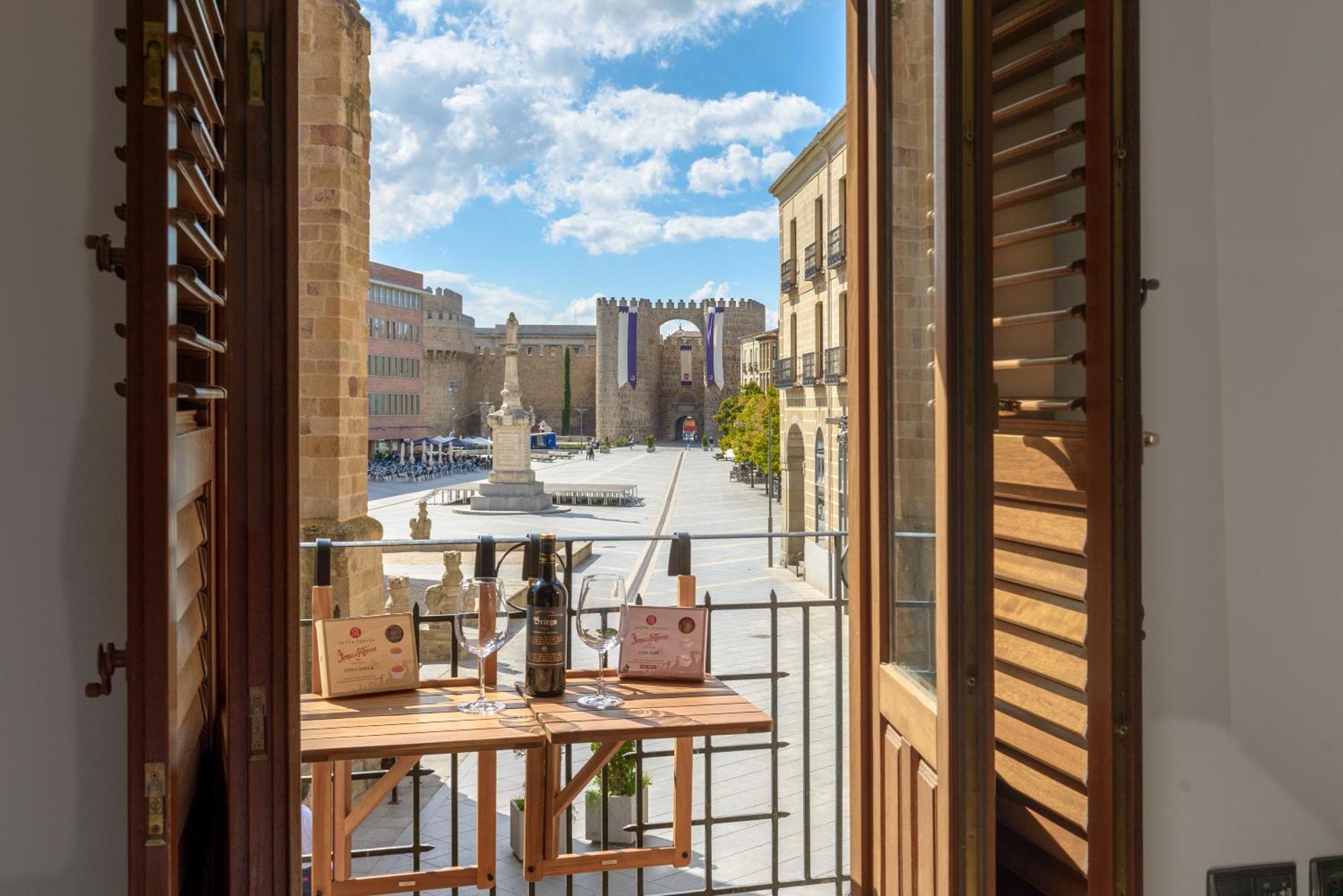 Balcony View To Avila'S Alcazar Екстериор снимка