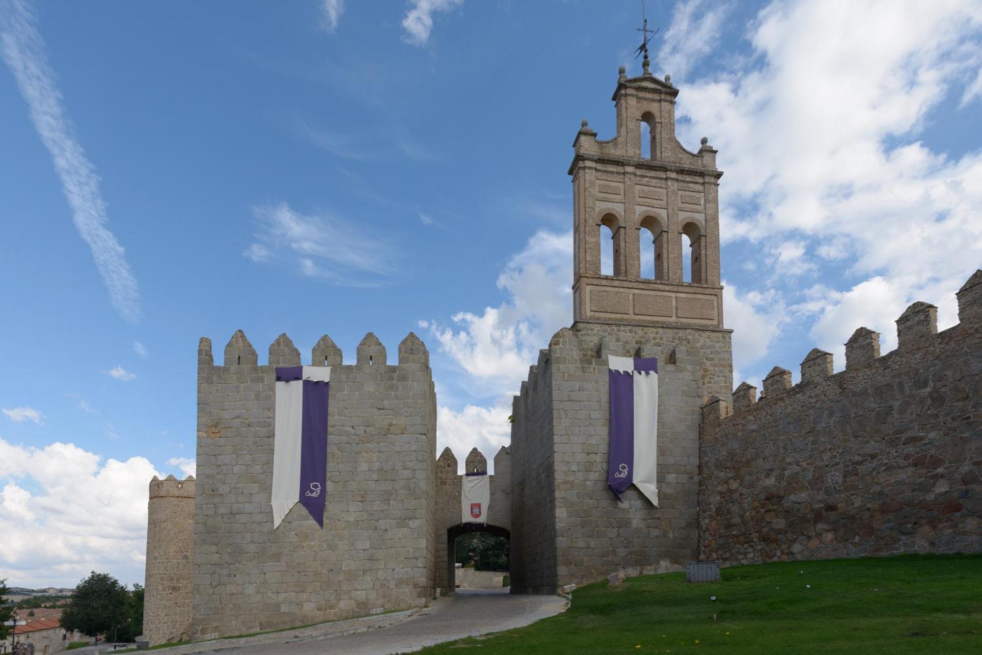 Balcony View To Avila'S Alcazar Екстериор снимка